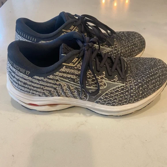 Mizuno Shoes Mizuno Wave Inspire Womens 95 Running Shoes
